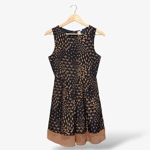 EmmeLee Fit & Flare Dress Blue Tan Graphic Novelty Print, Size M